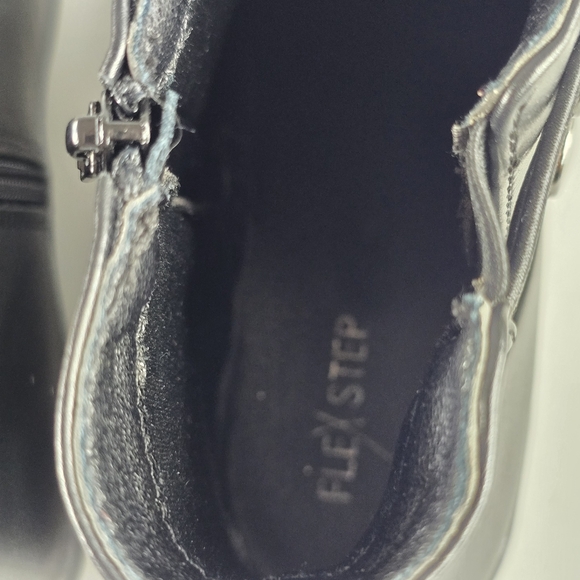 Flex Step Women’s Black Ankle Boots Size 7M - Picture 9 of 11